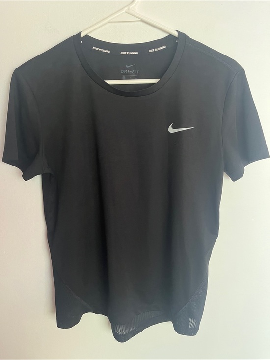 Nike Tops - Nike Dri Fit Short Sleeve Size Small
